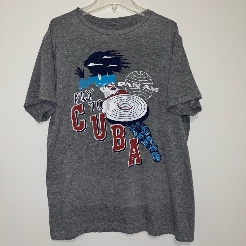 Palmer Cash Men’s Size large gray graphic shirt